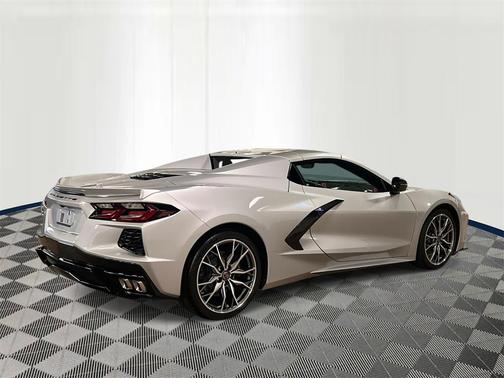 2026 Chevrolet Corvette Stingray w/2LT