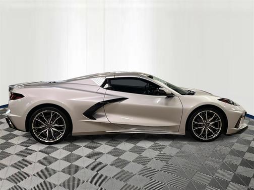 2026 Chevrolet Corvette Stingray w/2LT