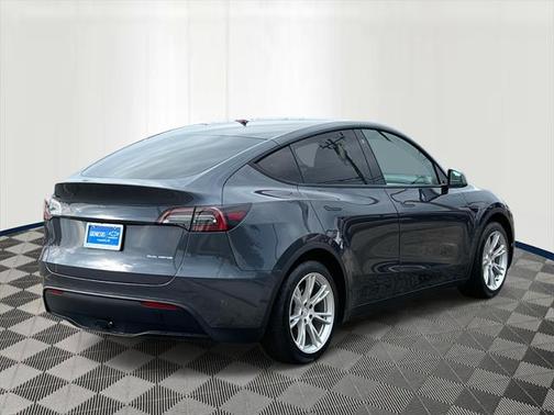 2021 Tesla Model Y Long Range Dual Motor All-Wheel Drive