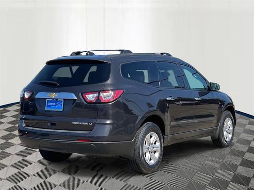 2017 Chevrolet Traverse LS