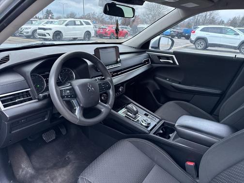 2022 Mitsubishi Outlander ES 2.5 S-AWC