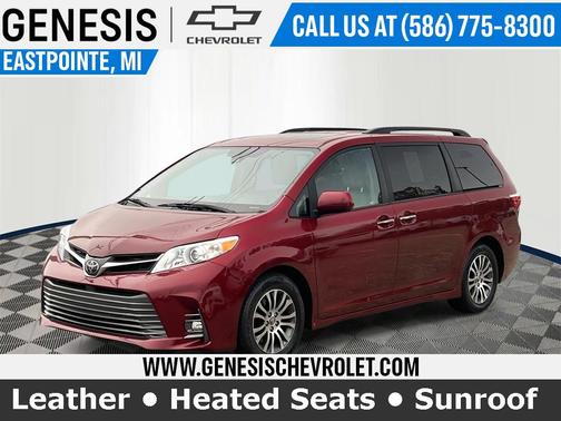 2018 Toyota Sienna XLE