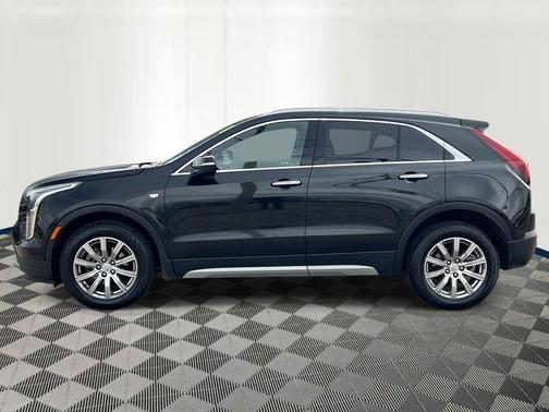 Stellar Black Metallic 2023 Cadillac XT4 Premium Luxury