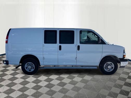 2024 Chevrolet Express 2500 RWD 2500 Regular Wheelbase WT