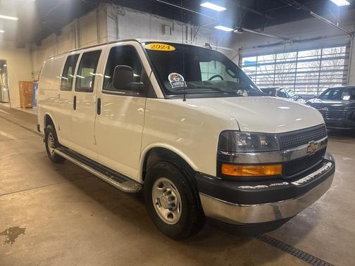 2024 Chevrolet Express 2500 RWD 2500 Regular Wheelbase WT