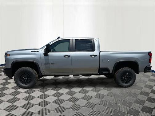 2025 Chevrolet Silverado 2500 4WD Crew Cab Standard Bed ZR2