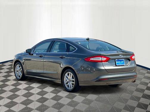 Magnetic 2016 Ford Fusion SE