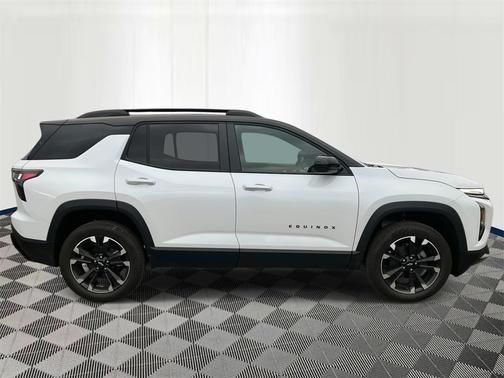 2026 Chevrolet Equinox FWD RS