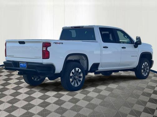 2026 Chevrolet Silverado 2500 Custom