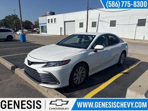 2023 Toyota Camry LE