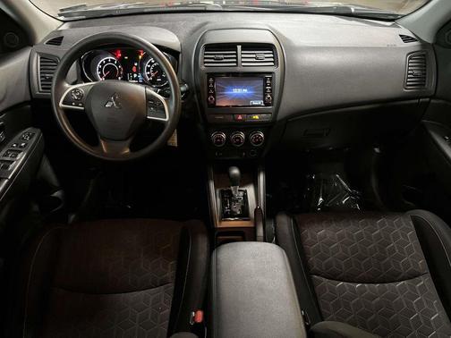 Alloy Silver Metallic 2021 Mitsubishi Outlander Sport 2.0 ES