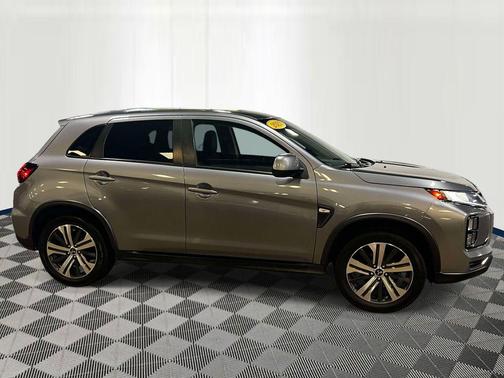 Alloy Silver Metallic 2021 Mitsubishi Outlander Sport 2.0 ES