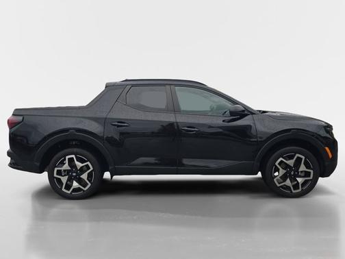 Black 2024 Hyundai SANTA CRUZ Limited