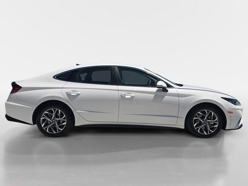 White 2023 Hyundai SONATA SEL
