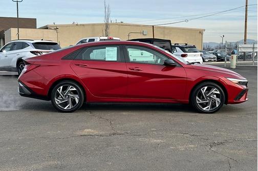 2025 Hyundai ELANTRA HEV SEL Sport