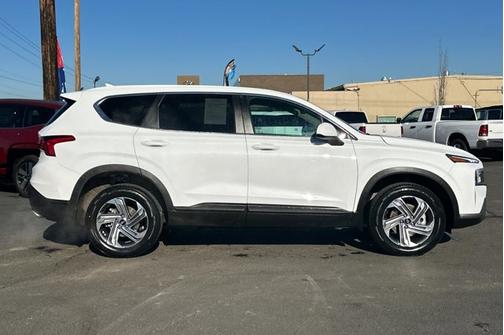 2023 Hyundai SANTA FE SE