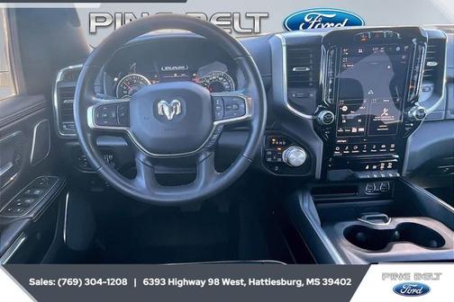 2024 RAM 1500 LARAMIE