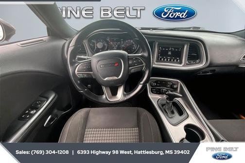 2019 Dodge Challenger SXT