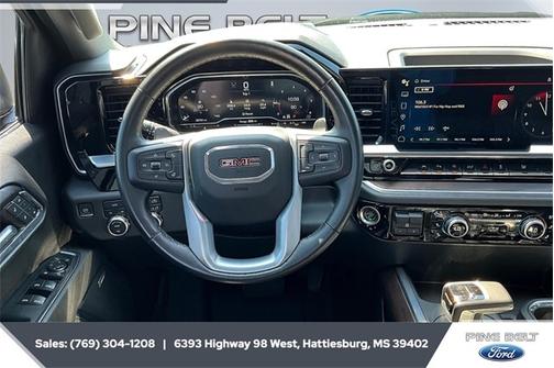 2022 GMC Sierra 1500 SLT