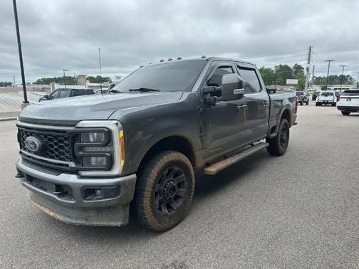 CARBONIZED GRAY 2023 Ford F-250 LARIAT