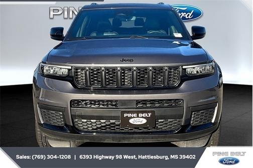 2024 Jeep Grand Cherokee LAREDO