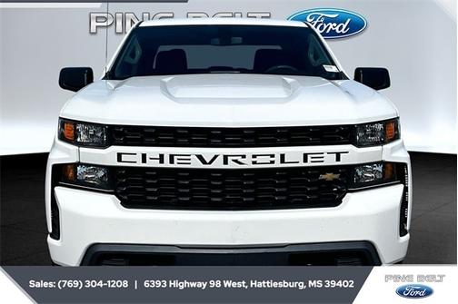 2020 Chevrolet Silverado 1500 CUSTOM