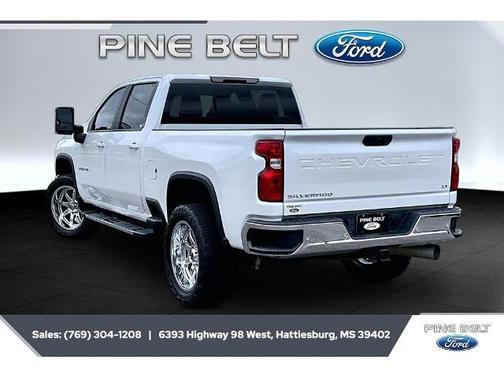 Iridescent Pearl Tricoat 2021 Chevrolet Silverado 2500 LT