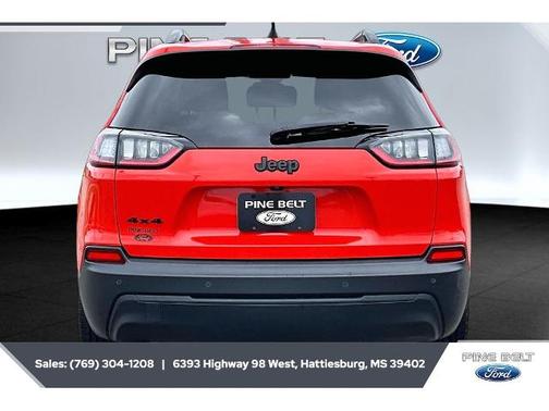 Spitfire Orange Clearcoat 2021 Jeep Cherokee LATITUDE PLUS