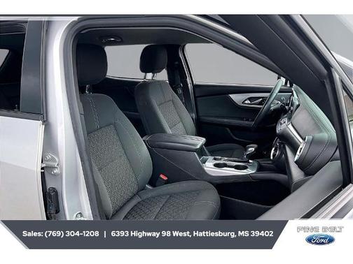 Silver Ice Metallic 2021 Chevrolet Blazer LT W/2LT