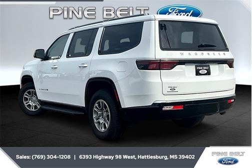 2023 Jeep Wagoneer BASE