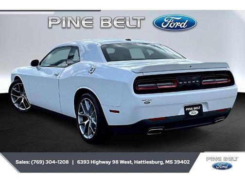 White Knuckle Clearcoat 2022 Dodge Challenger GT