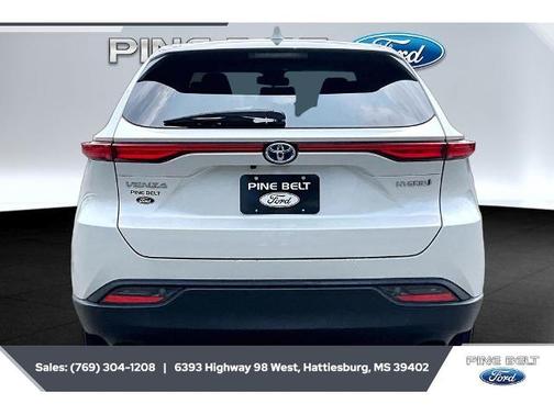 Blizzard Pearl 2021 Toyota Venza LE