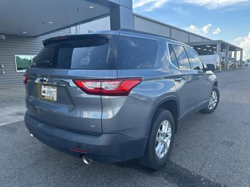 Satin Steel Metallic 2020 Chevrolet Traverse LT W/1LT