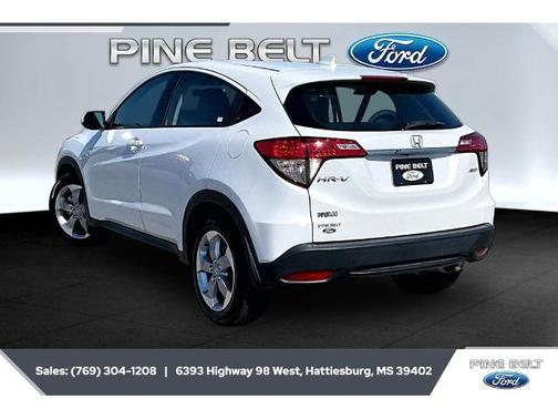 Platinum White Pearl 2022 Honda HR-V LX