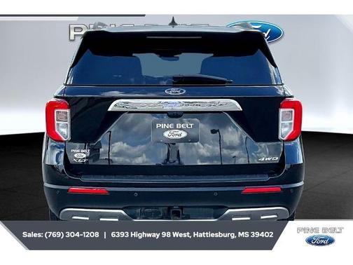 AGATE BLACK METALLIC 2023 Ford Explorer XLT