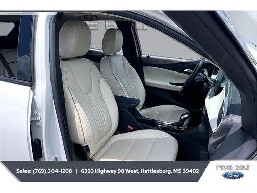 White Frost Tri-Coat 2024 Buick Encore GX AVENIR