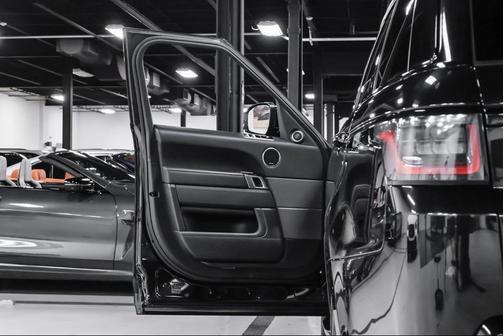 2022 Land Rover Range Rover Sport HSE Silver Edition