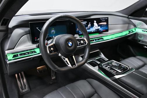2023 BMW 760 i xDrive