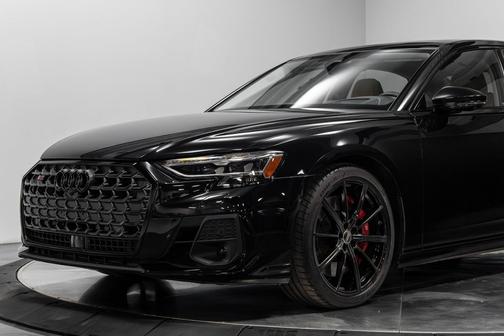 2023 Audi S8 4.0T