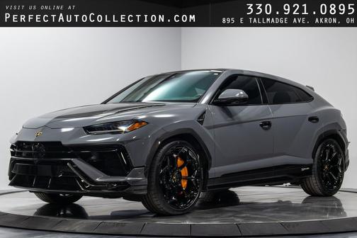 2023 Lamborghini Urus Performante