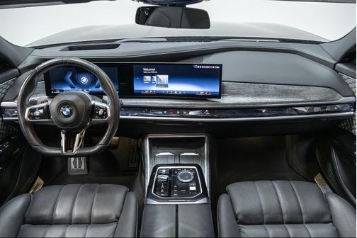 2023 BMW 760 i xDrive