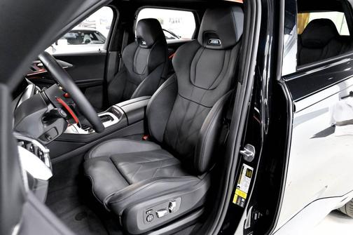 Black Sapphire Metallic 2023 BMW XM 4D Sport Utility