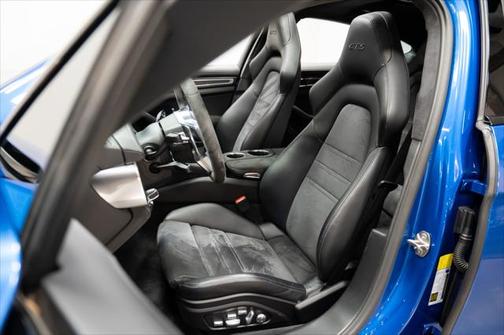 2019 Porsche Panamera GTS