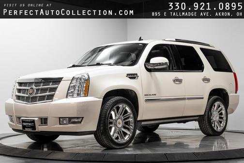 2014 Cadillac Escalade Platinum Edition