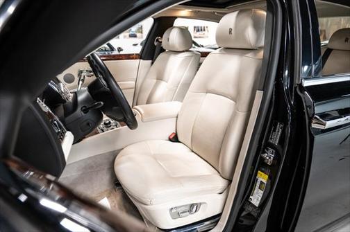 2013 Rolls-Royce Ghost 4D Sedan