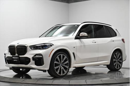2021 BMW X5 M50i