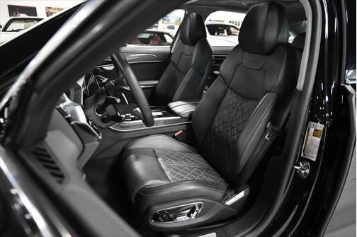 2022 Audi S8 4.0T