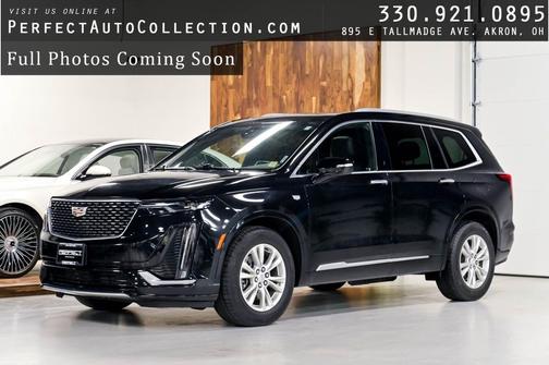 Stellar Black Metallic 2022 Cadillac XT6 Luxury FWD