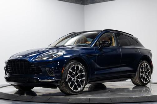 2021 Aston Martin DBX Base