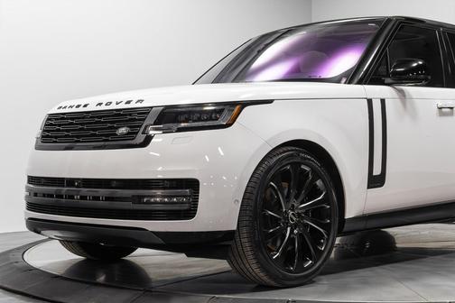2023 Land Rover Range Rover Autobiography